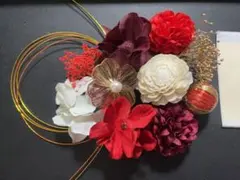 赤＆金&白　お花髪飾り　ハンドメイド　ドライフラワー和装前撮り結婚式卒業式色打褂
