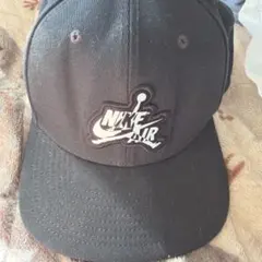 Nike 黒 キャップ ロゴ刺繍