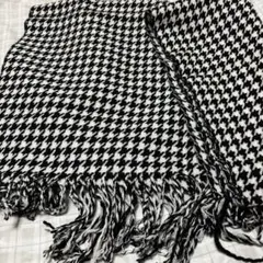 【美品】千鳥格子　大判マフラー　ストール61cm×160cm