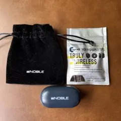 Noble ワイヤレスイヤホン 右のみ& 充電ケースジャンク品のサムネイル