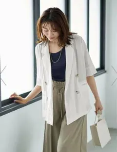 【新品未使用】STYLE DELI 微光沢表面シボ感ダブルジャケットホワイト