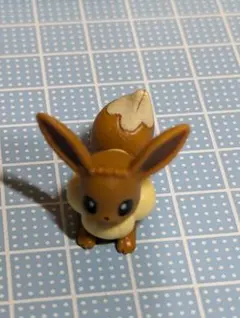 イーブイ　ポケモン　フィギュア