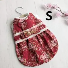 犬服　ハンドメイド　小型犬Sサイズ　着物風　伸縮性あり　和柄　レッド