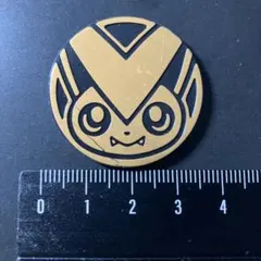 【海外限定】ポケモン コイン　ビクティニのサムネイル