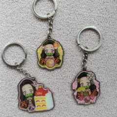 鬼滅の刃　禰豆子　メタルキーホルダー