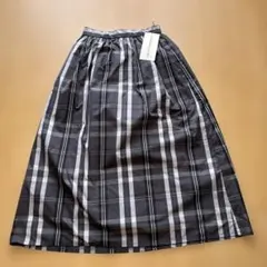 チェック柄ロングスカート