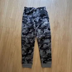 Item thumbnail for item 938f82b7-eddf-498e-9f04-fd2f6269abf7