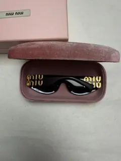 MIU MIU ミュウミュウ ロゴデザイン サングラス ケース・保存袋付き