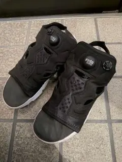 Reebok INSTAPUMP FURY サンダル ブラックのサムネイル