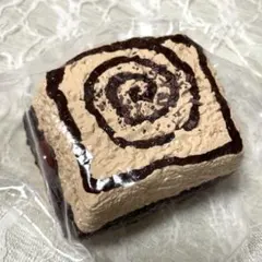 kikisquishy ぐるぐるトースト スクイーズ - メルカリ