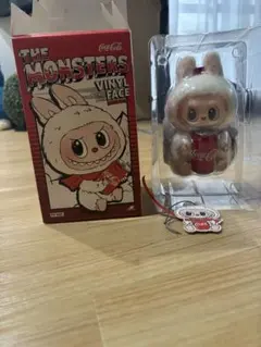Coca-Cola The Monsters Vinyl Face ラブブ