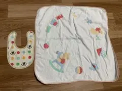 ミキハウススタイとファミリアおくるみ