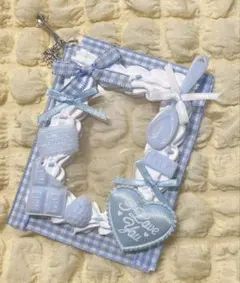 【83】ホイップデコ　トレカケース　硬質ケース　量産型　水色