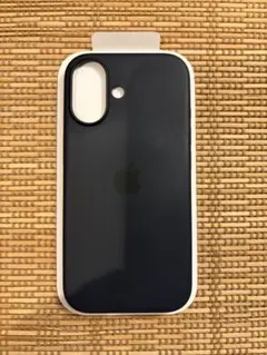 iPhone17 シリコンケース　Apple 純正