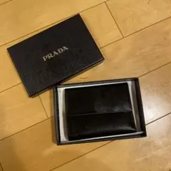 PRADA 二つ折り財布 ブラック キルティング - メルカリ
