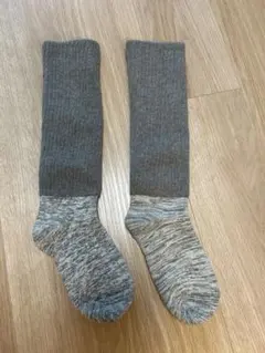 【超極極暖】グレーのソックス　サイズ23-25㎝相当
