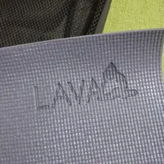 値下げ【新品未使用】LAVAヨガマット 145cm x 61cm ケース付き 新品未使用 LAVA ヨガマット 145cm x 61cm 3点セット - メルカリ