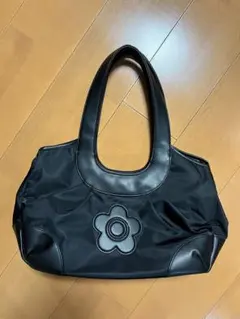 未使用 MARY QUANT マリークワント デイジーギャザークリテ トートのサムネイル