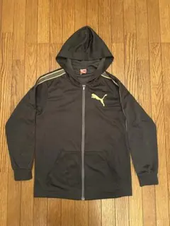 PUMA フード付きパーカー 黒　キッズ