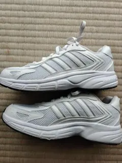 アディダス ECLYPTIX 2000