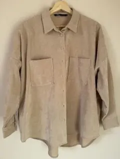 zara コーディロイ シャツ