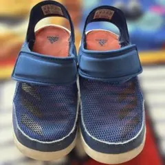 adidas キッズサンダル 16cm