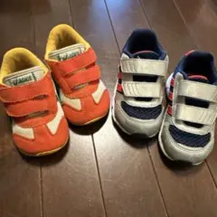 asics オレンジベビーシューズ & adidas グレー赤ベビーシューズ