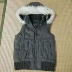 ファーフード付き　ダークブラウンキルティングベスト M