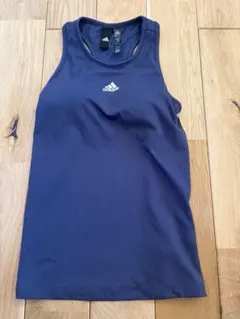 【新品未使用】adidas タンクトップ　トレーニングウェアのサムネイル