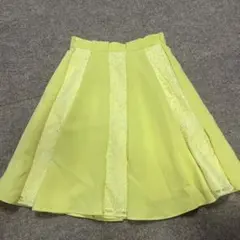 イエロー フレアスカート ひざ丈 レースデザイン