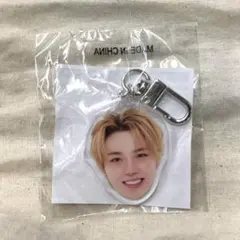 treasure ドヨン　顔アクキー　喜怒哀楽　カプセルトイ