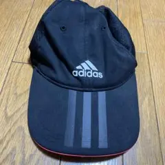adidas メッシュキャップ 黒 赤