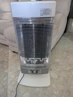 コロナ 遠赤外線電気暖房機 コアヒートスリム CH 93 R - メルカリ