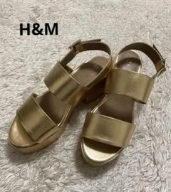 【H&M】 サンダル　ゴールド　サイズ39のサムネイル