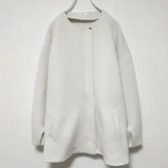 ​a.v.v アーヴェヴェ ノーカラージャケット M アイボリー 金ボタン
