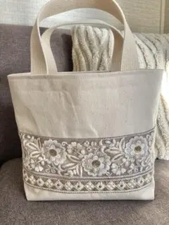⭐︎ハンドメイド⭐︎ インド刺繍リボン　トートバッグ