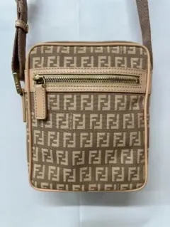 FENDI フェンディズッカ柄 ショルダーバッグ キャンバス ピンクベージュ