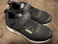 ムーンスターブラック スニーカー