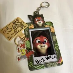ズートピア 一番くじ　ニック　カードホルダー＆スマホハンドストラップ