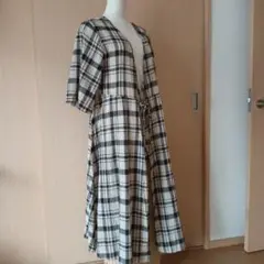 レディース　W CLOSET 白×黒　七分袖　ロングカーディガン　フリーサイズ