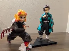 鬼滅の刃　竈門炭治郎と煉獄杏寿郎のプライズフィギュア二体セット