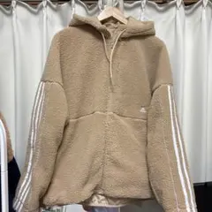 アディダス　adidas フード付きブルゾン