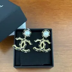 Item thumbnail for item 7093c5be-91f4-4e40-b85b-b46b758448b3