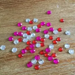 【送料無料】キラキラ可愛いジュエル、デコレーションボタンパーツのセット (E)