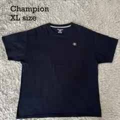 Champion ワンポイントロゴ Tシャツ ネイビー XLサイズ チャンピオンのサムネイル