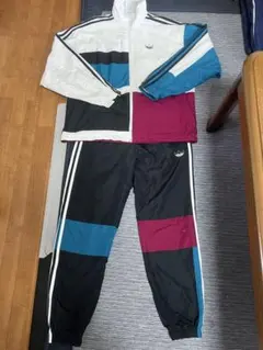 adidas ナイロン トラックジャケット セットアップ