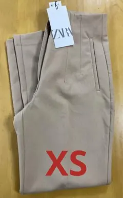セールZARAザラタグ付きの新しい服ハイウエストパンツXSサイズベージュ色☆彡