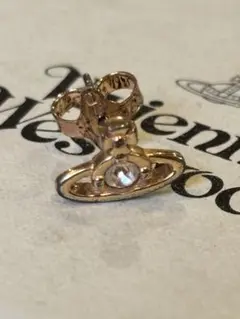 希少】Vivienne Westwood オーブ ピアス ゴールド ピンク - メルカリ