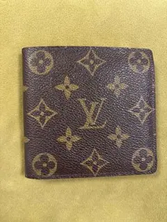 Louis Vuitton モノグラム 二つ折り財布