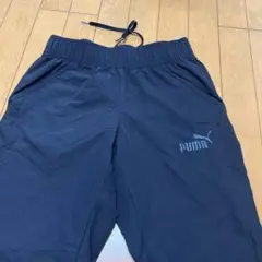 PUMA 黒 トレーニングパンツ